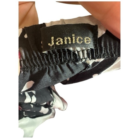 Janice Floral Strapless Dress with Hot Pink Sash – Size Large (G/L) - Picture 7 of 7